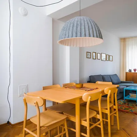 Cozy 2bd Flat In The Vintage Spot By Flat Mаnager סופיה